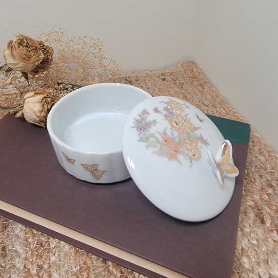 Vintage Porcelain Trinket Box, Butterfly Lidded R… - image 1
