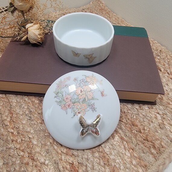 Vintage Porcelain Trinket Box, Butterfly Lidded R… - image 4