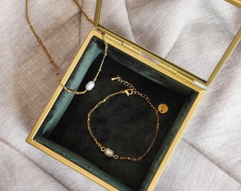Ava&Imber - Minimal Pearl Set - Ensemble de bijoux cadeau acier inoxydable collier et bracelet en or perles d'eau douce collier de perles pour femme