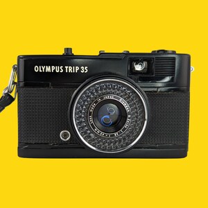 Near Mint W/ Case ] OLYMPUS TRIP 35 Black Film Camera Japan