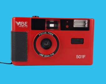 Red Retro VIBE 35mm Film Camera Reusable Point And Shoot