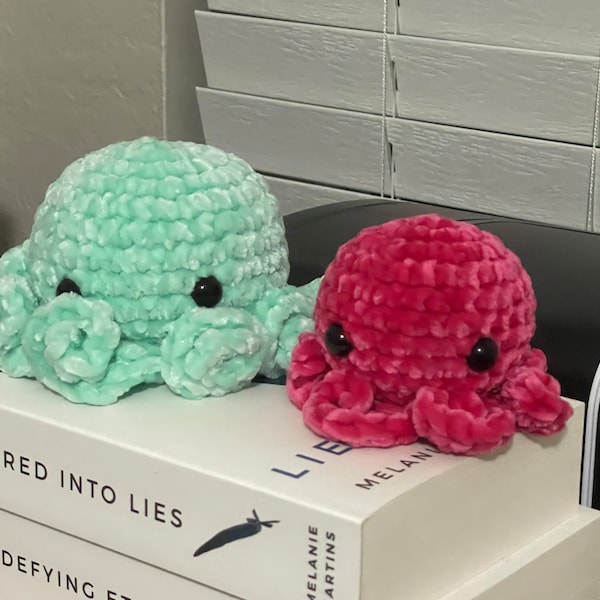 Crocheted Plushie Octo