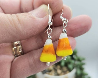 Candy corn earrings. Murano glass beads. Halloween jewelry.