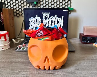 Pumpkin skull candy basket