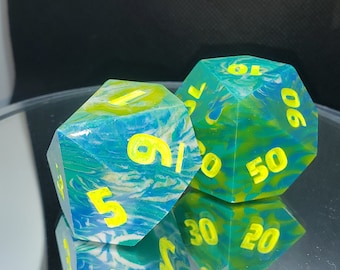 Wonderful Swirled - 48mm - Blue/Green/White/Yellow Swirl - Percentile Dice Set – Chonks