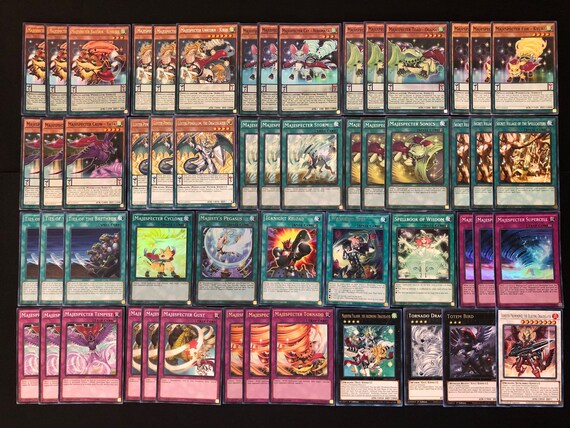 遊戯王【絢嵐マジェスペクター】デッキ スリーブ付 遊戯王【絢嵐マジェスペクター】デッキ スリーブ付 - メルカリ