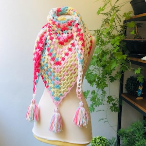 Crochet triangle shawl, shoulder scarf, hand made tassels shawl, every season shawl,crochet stole