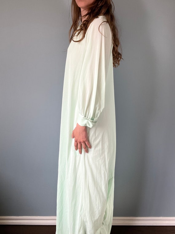 Vintage 70s Green Nightgown, 1970s Light Green Ni… - image 4