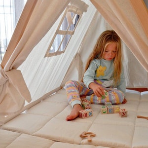 Tienda tipi para niños con tapete - Tienda de lona de lujo, casa de juegos Montessori portátil, regalo para niños de 2 a 3 años, tienda de campaña infantil estilo bohemio, cabaña creativa para niños