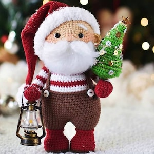 Handmade Crochet Santa Claus Doll, Festive Christmas Decor, Amigurumi Santa Claus Figure, Cute Holiday Ornament, Gift for Christmas