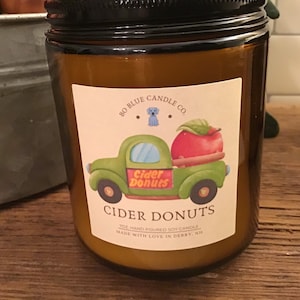 7oz Scented Soy Candle Cider Donut