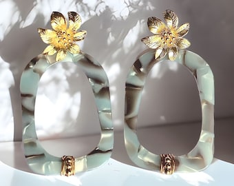 Flower earrings, Rectangular Acrylic and Gold-Plated Earrings, trendy earrings, gift for women