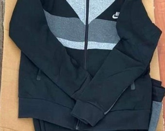 nike fleece jogging suit