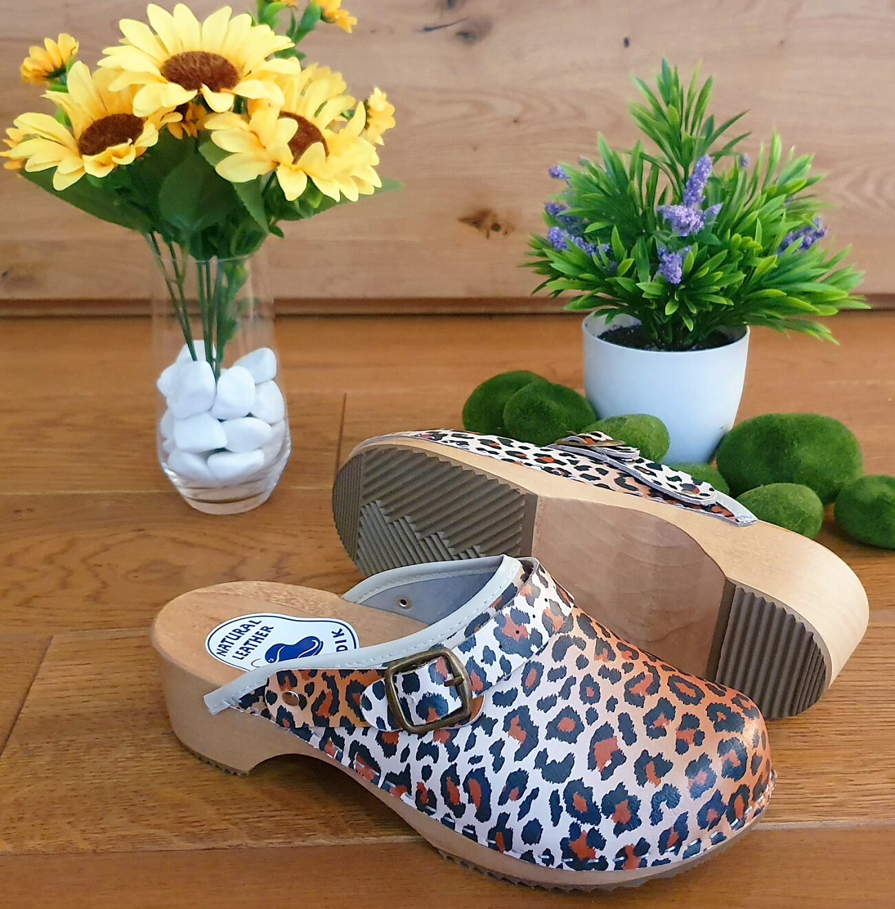 Leopard Print Clogs Womens Beautiful Medical Very Comfortable Clogs ...