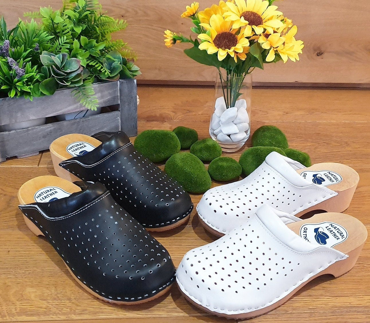 Natural leather clogs 2025