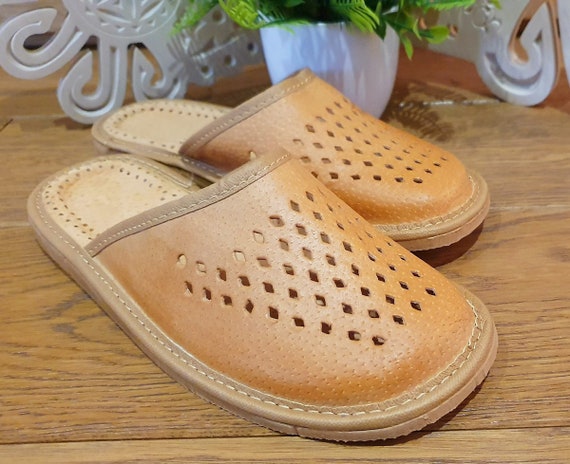 Pantoufles Cuir Véritable Femme Highländer - Beige, Semelle EVA Antidérapante