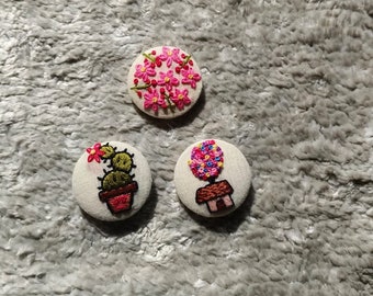 Pretty hand embroidered big size buttons / set of hand made button / Decorative hand embroidery button for shirt, dress, Jean etc