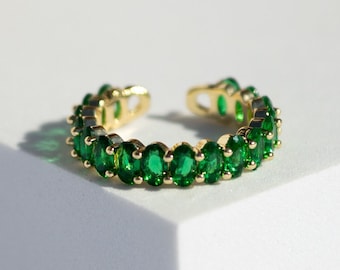 Groene CZ ring 18k verguld - ring verstelbaar - ring meerdere stenen - gouden ring - ring groene stenen - cadeau-idee - waterdicht - NONOSH