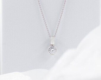 Collier en argent 925 - pierre zircone - longueur 45 cm avec pendentif - NONOSH