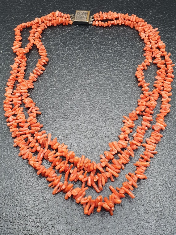 Antique vintage triple strand branch coral bead n… - image 1