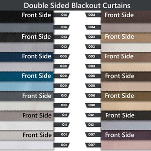Puede incluir: Una exhibición de muestras de tela de cortinas opacas de doble cara en varios colores. Las muestras están dispuestas en filas, con la parte delantera de cada muestra de tela visible. La gama de colores incluye tonos de negro, gris, azul y beige.