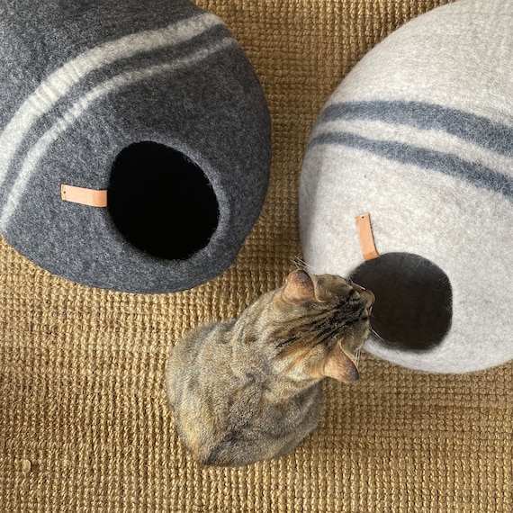 Buy Two tone Wool Pebble Design Cat Cave Handmade Cat Cave Cat Basket Cat Niche Cat Bed Cat Cushion Cat Bed Gupha Online in India Etsy