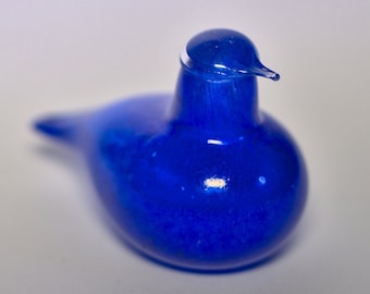 Nuutajärvi glass - Oiva Toikka, small glass bird, blue "Tirri" - Finnish Design