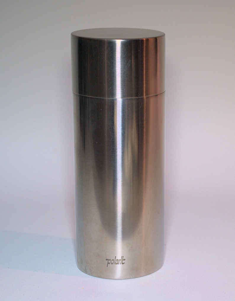 Stainless steel cocktail shaker Cylinda-line Stelton, design Arne Jacobsen, Danish Design image 2