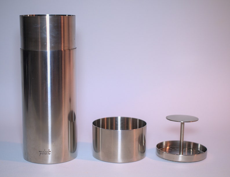 Stainless steel cocktail shaker Cylinda-line Stelton, design Arne Jacobsen, Danish Design image 3
