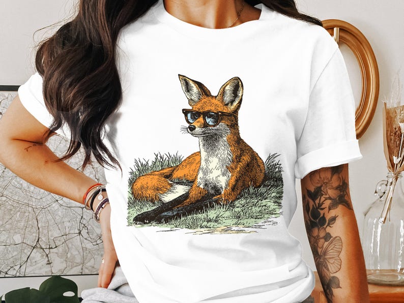Cool Fox with Sunglasses T-Shirt, Graphic Animal Tee, Unisex Casual Wear, Fun Fox Illustration Shirt, Trendy Animal Lover Gift