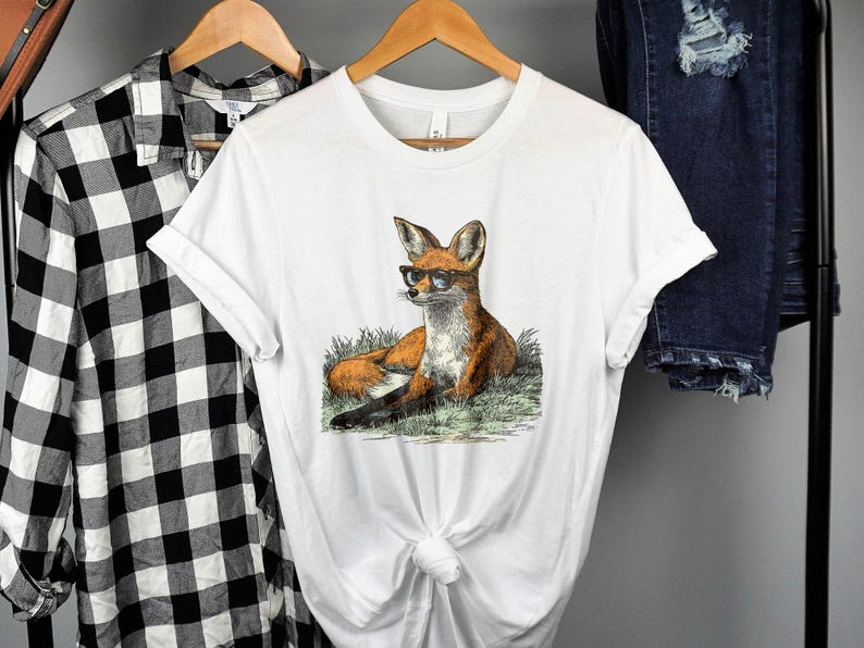 Fox in Sunglasses T-Shirt, Cool Fox Tee, Cute Animal Shirt, Funny Graphic Tee, Trendy Casual Wear, Unique Gift Idea, Stylish Apparel
