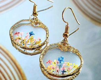 Handmade pressed flowers Resin Gold Dangle drop earrings, Flower earrings, real flower, resin earring, cute earrings,  unique gift for her