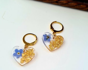 Handmade pressed flowers Resin Gold Dangle drop earrings, Flower earrings, real flower, resin earring, cute earrings, unique gift for her