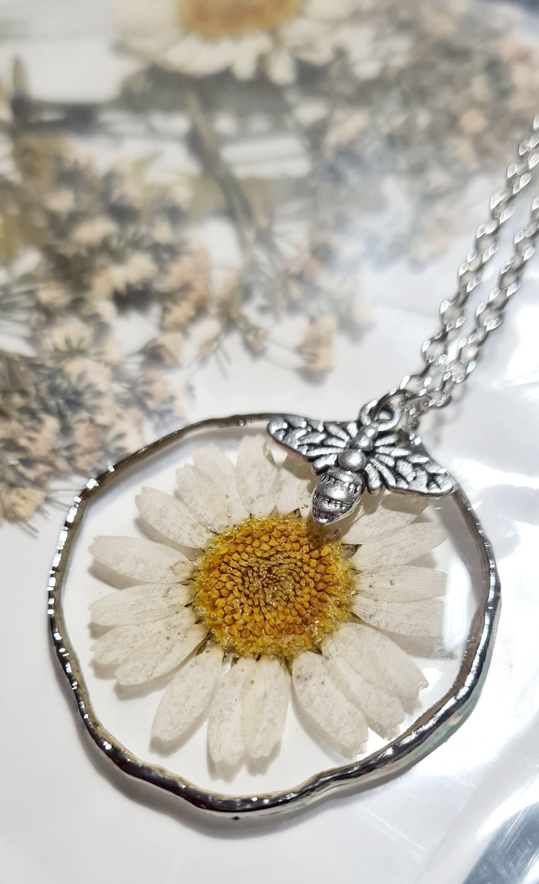 Pressed Daisy Resin Necklace: Real Dried Flower Pendant, Silver Chain