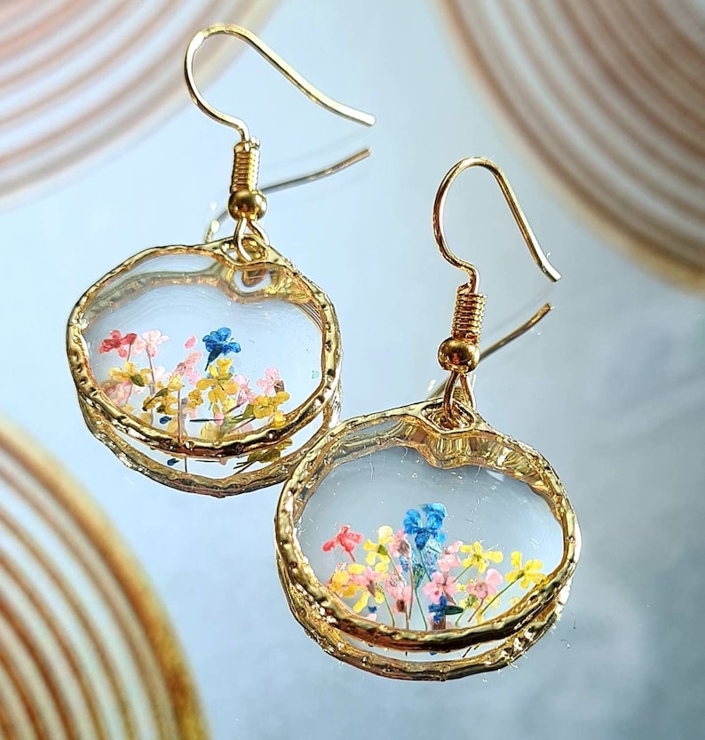 Handmade pressed flowers Resin Gold Dangle drop earrings, Flower earrings, real flower, resin earring, cute earrings, unique gift for her image 1