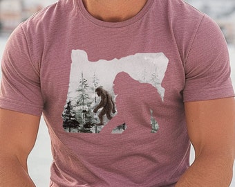 Beton-T-Shirt: Evergreen Forest Sasquatch T-Shirt