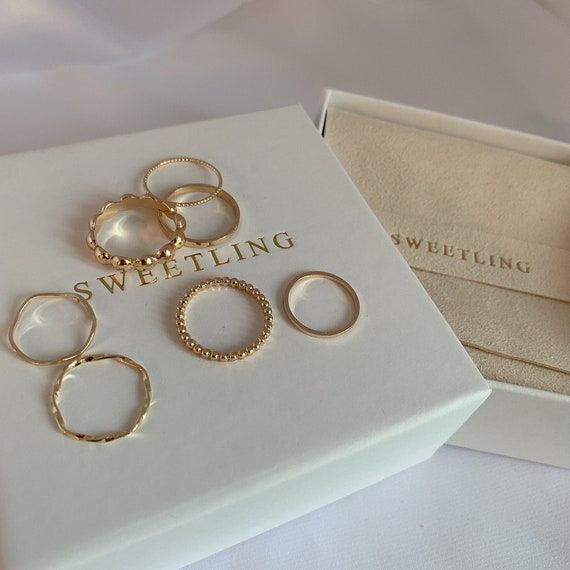 指輪・リング Simple Stackable Ring #3400 Amazon.com: ZOERAY 5 PCS 14K Gold Plated Stacking Rings for