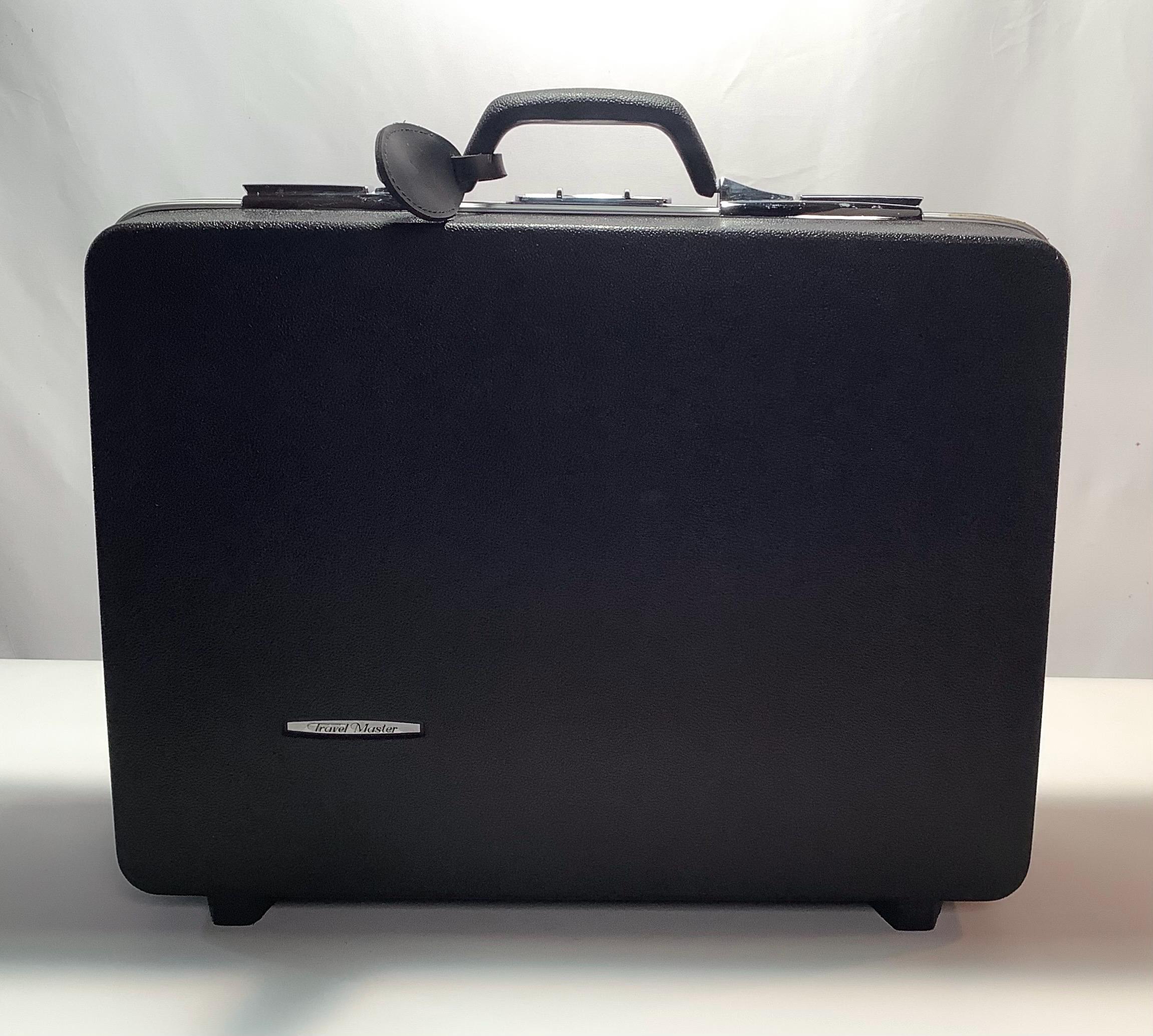 Basic Black Travelmaster Suitcase