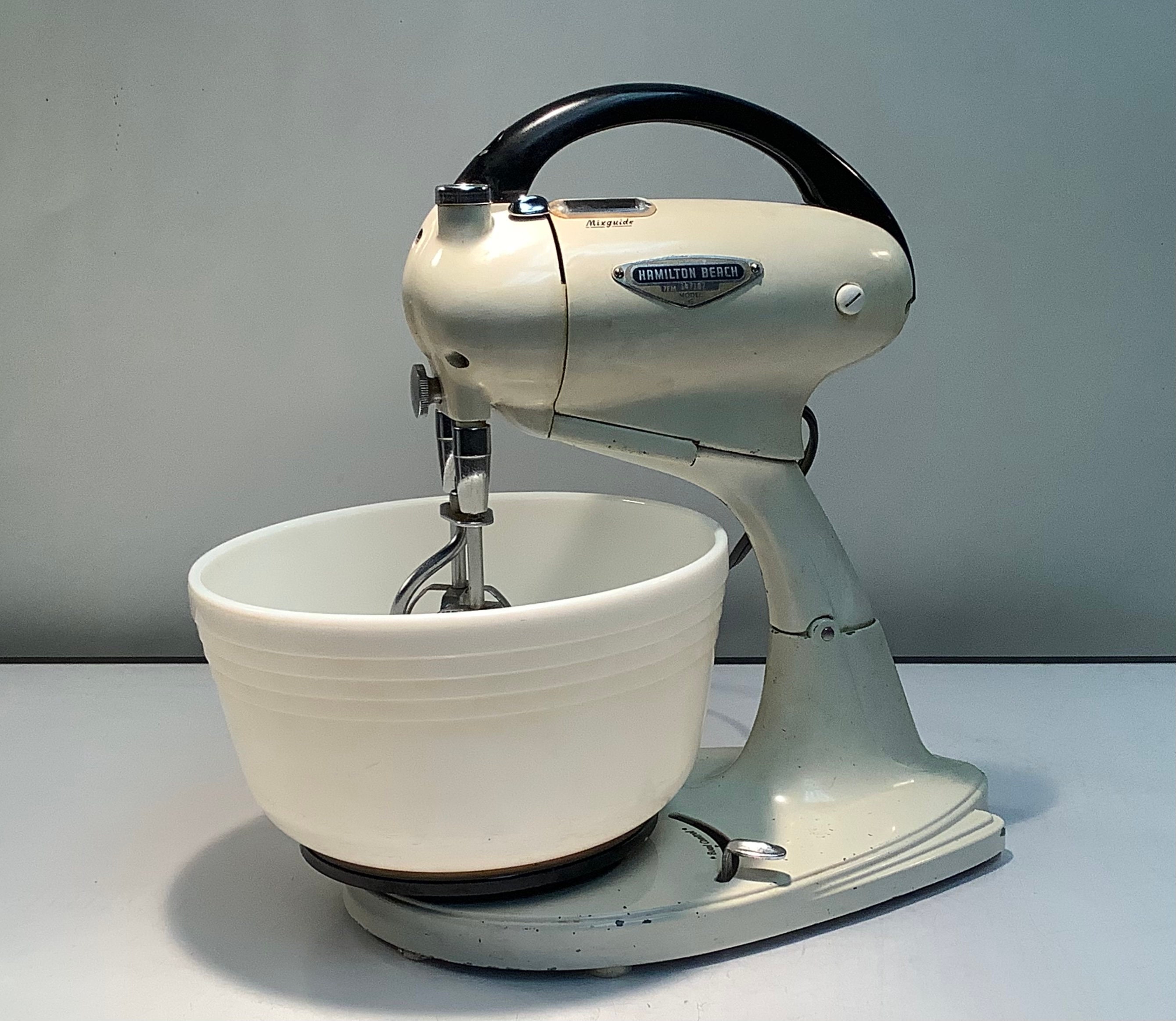 Mid Century Hamilton Beach Model G Mixguide Stand Mixer With