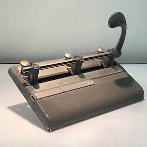 Vintage Master Products 3 Hole Punch