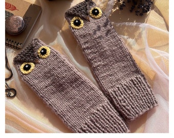 Knitted Beige Owls mittens