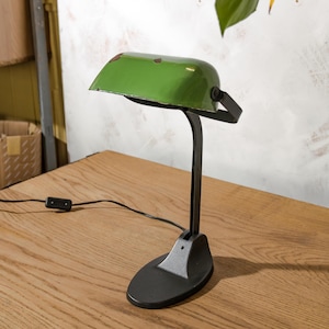 Antique Bankers Desk Lamp by Viktoria 1920s ,Green enamel shade, Art Deco Elegance, Classic Notary Light with Cast iron Base