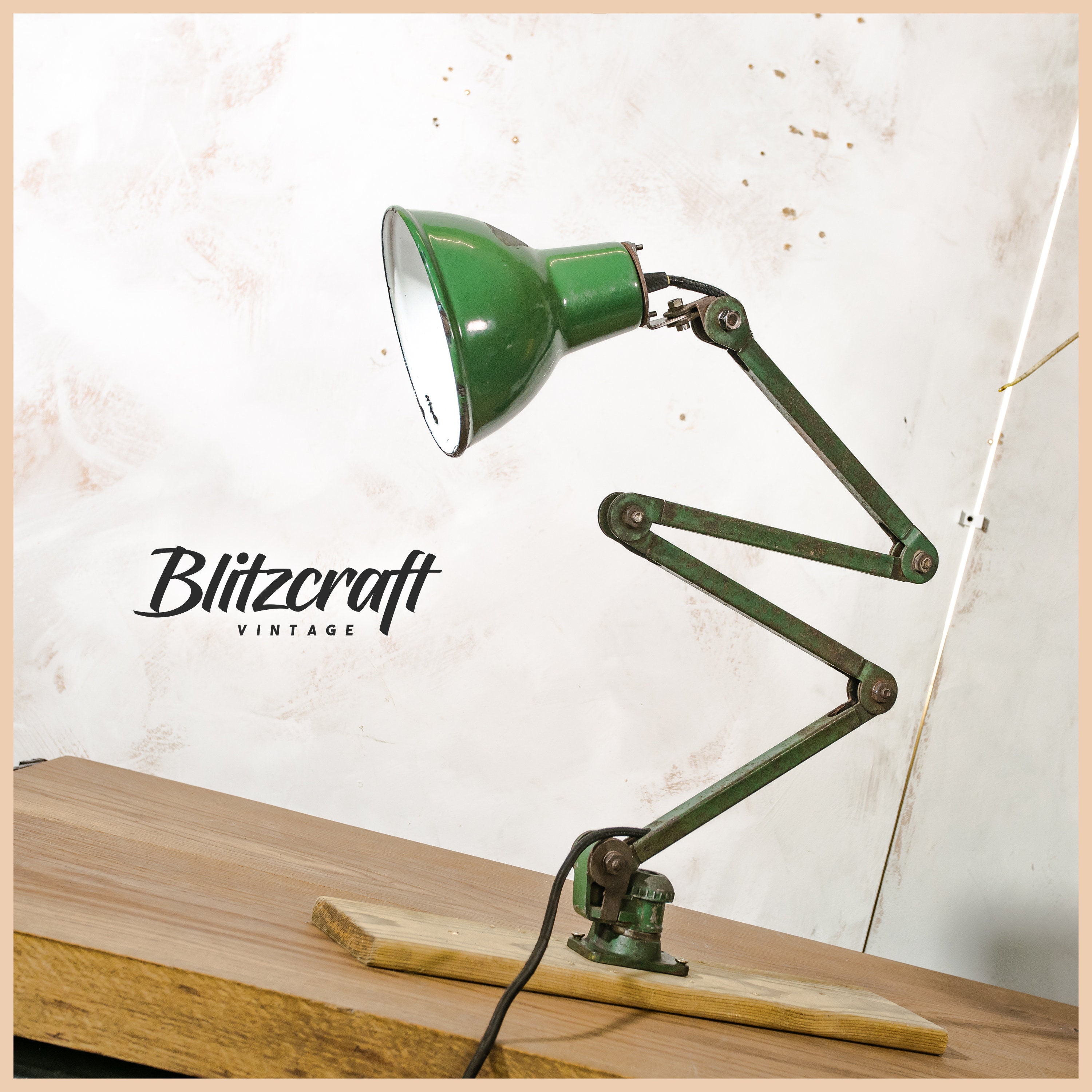 Vintage Industrial EDL Work Lamp, 1950s Green Machinist Desk Light