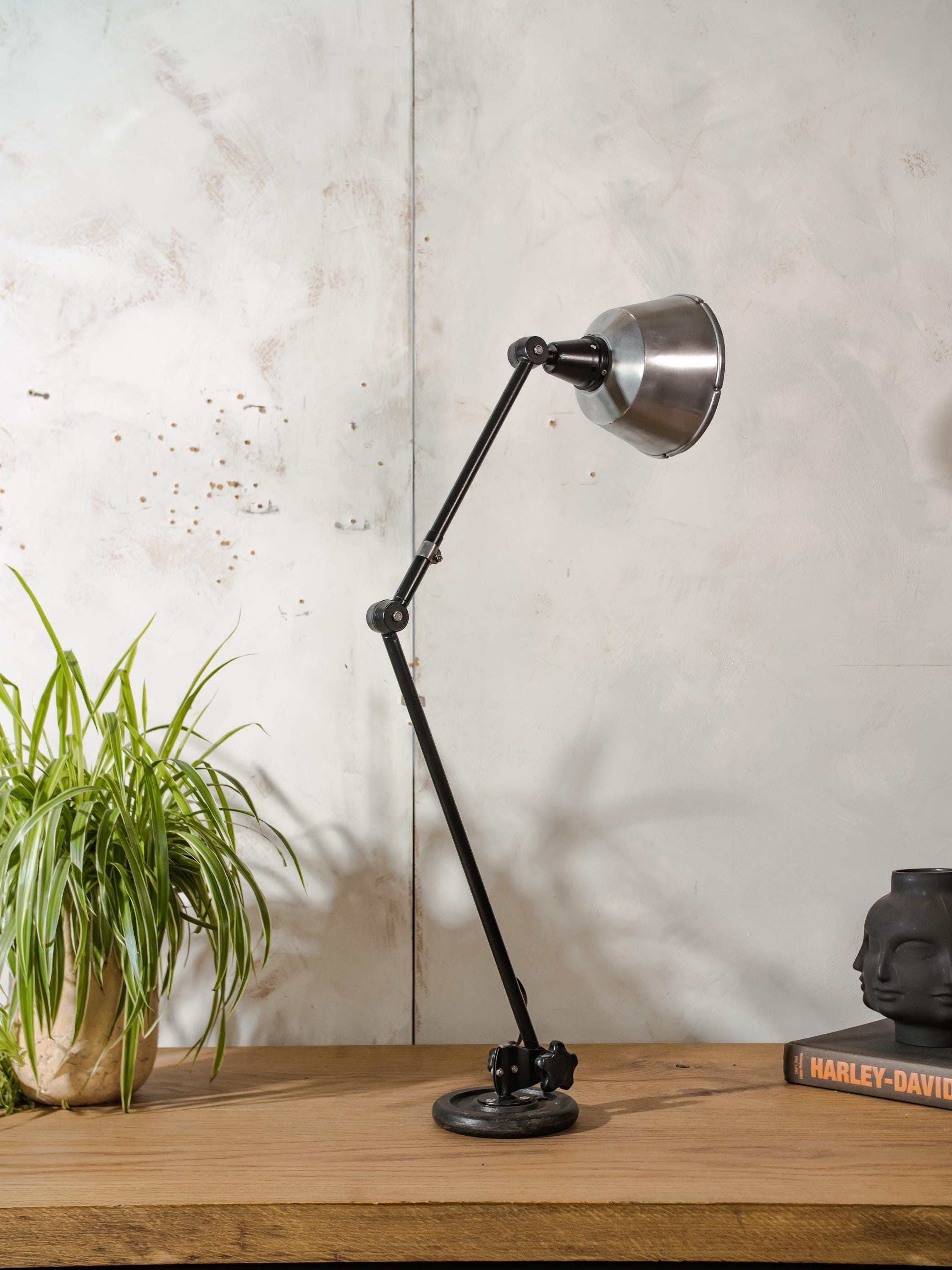 Restored 1950s Midgard R1 Lamp, Bauhaus Black Desk Light, German