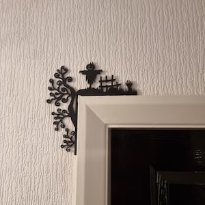 Topper de puerta de Halloween, decoración de estantes, decoración de paredes, decoración interior peculiar del hogar, regalo peculiar, decoración de puertas, regalo de Halloween, decoración de Halloween