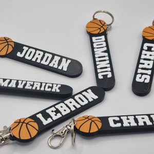 Personalisierte Basketball Keychain Bag Tag | Basketball Player Custom Namensschild, Basketball Rucksackanhänger, Basketball Name Schlüsselbund