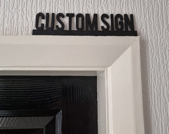 Gepersonaliseerde aangepaste deurtopper, plankdecor, wanddecoratie, eigenzinnig interieur, eigenzinnig cadeau, deurdecoratie