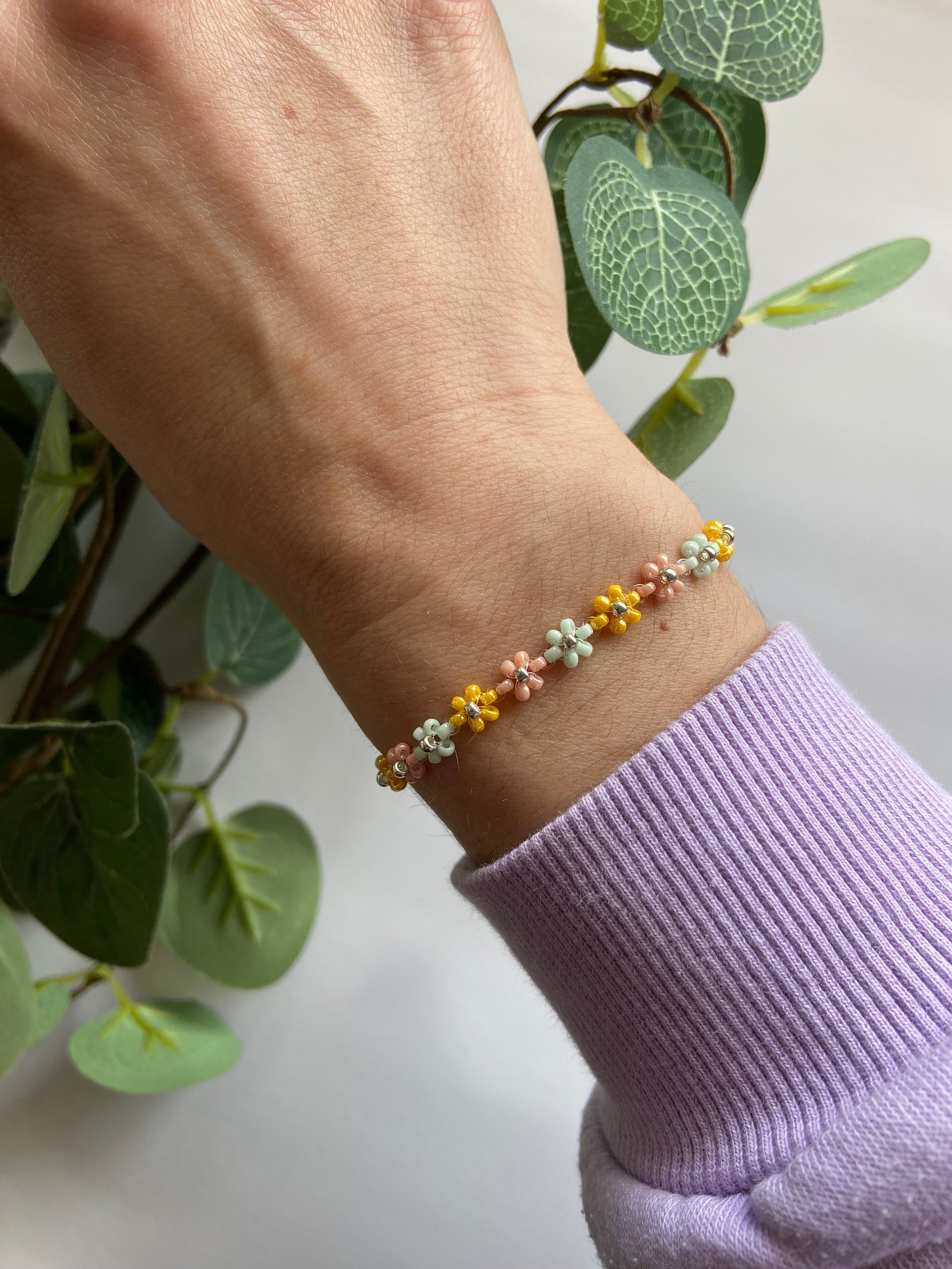 Buy AJS Women's Crystal Stone Bracelet Colorful Jewelry Daisy Flower Multi  Beads Handmade Bracelets Online at Best Prices in India - JioMart.