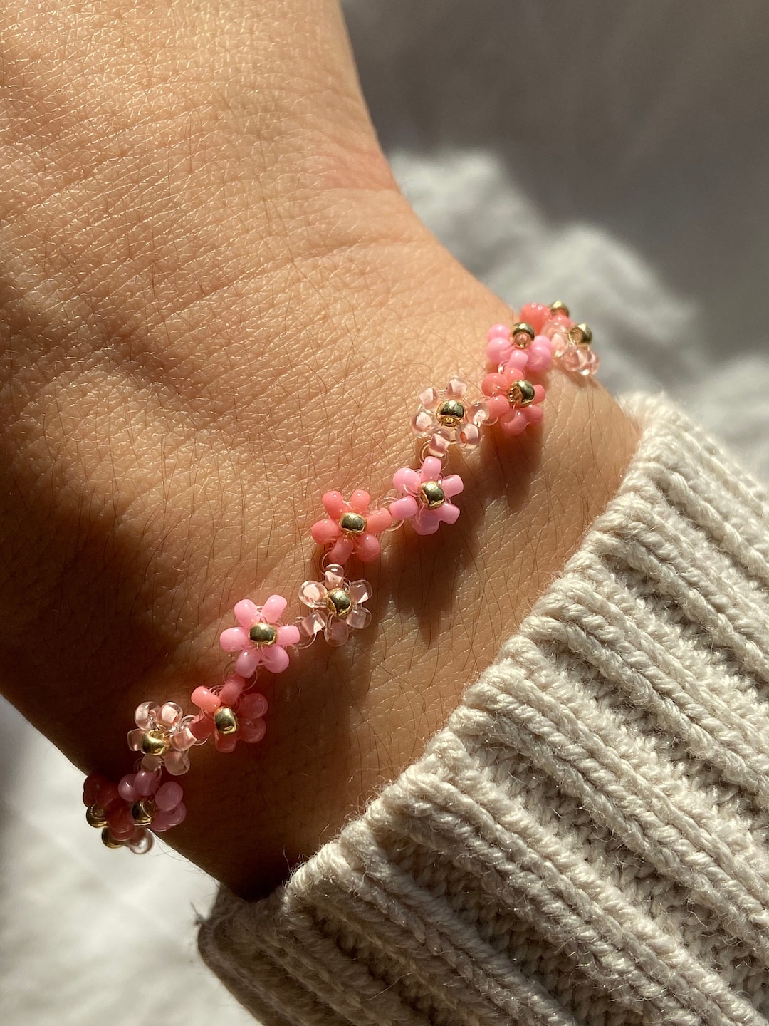 Zig Zag Beaded Bracelet, Daisy Flower Bracelet, Gift for Her