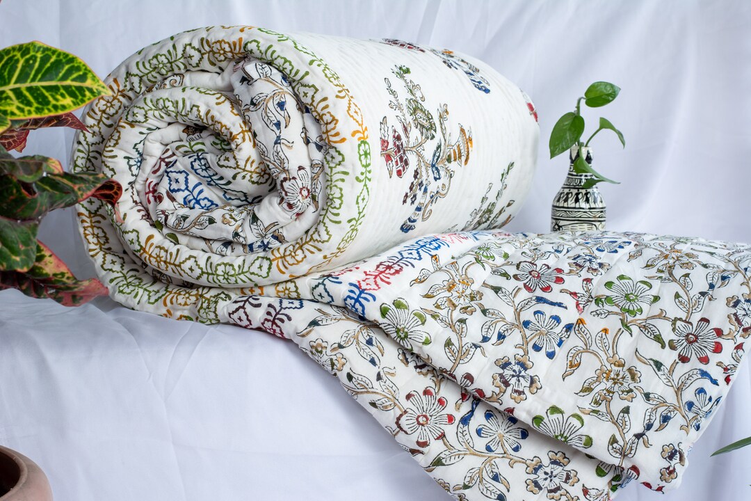 Traditional Handmade Queen Quilt Light Weight Quilting Etsy